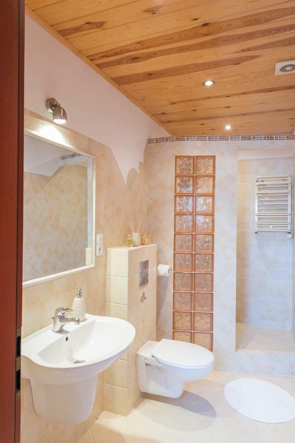 Apartamenty Zdrojowa Ciechocinek Exteriör bild